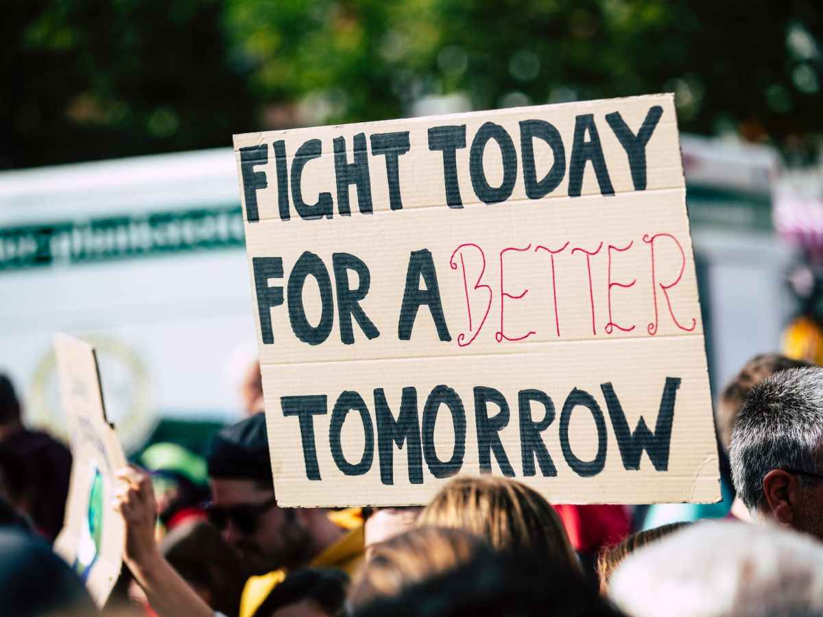 5 Animal Rights Books Every Vegan Should&nbsp;Read