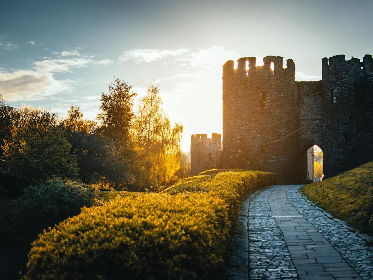 Book Review: Lapvona by Ottessa Moshfegh | SPOILER&nbsp;REVIEW